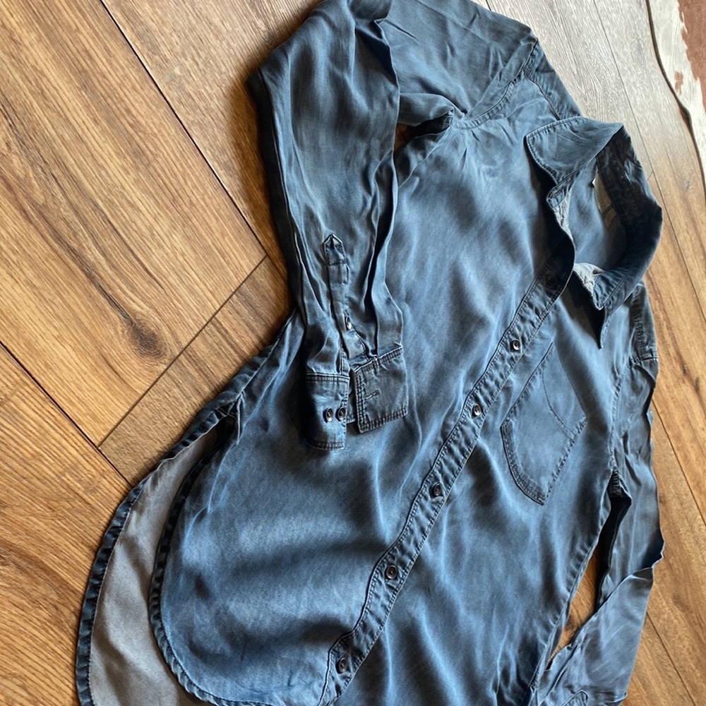 Athleta Bootjack Chambray Split Back Button Shirt - image 3